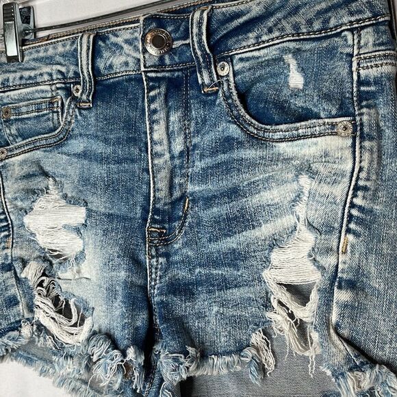 American Eagle High Rise Shortie Distressed Jean Shorts. Size 2. - Picture 2 of 11